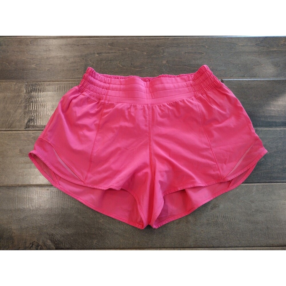 LULULEMON Women's EEUC Hotty Hot HR High coral pink 2.5" athletic shorts - 6
